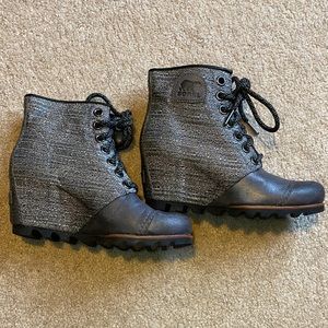 Sorel Joan of Arctic